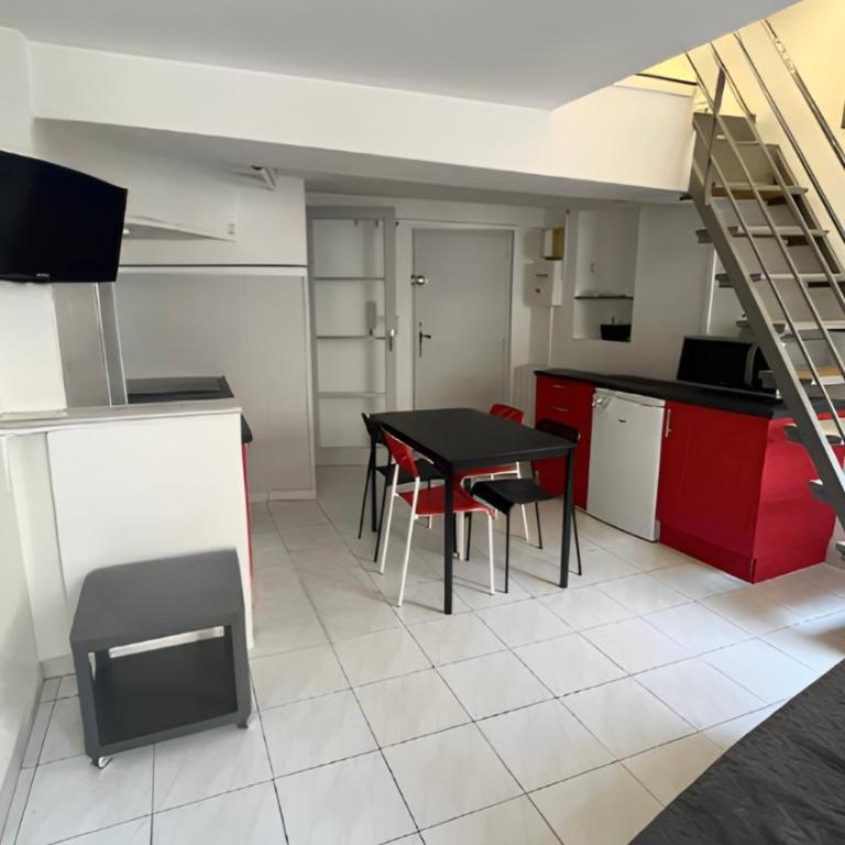 Centre-ville Avignon - Duplex - Terrasse privée - Appartamento con 1 Camera da Letto - 2