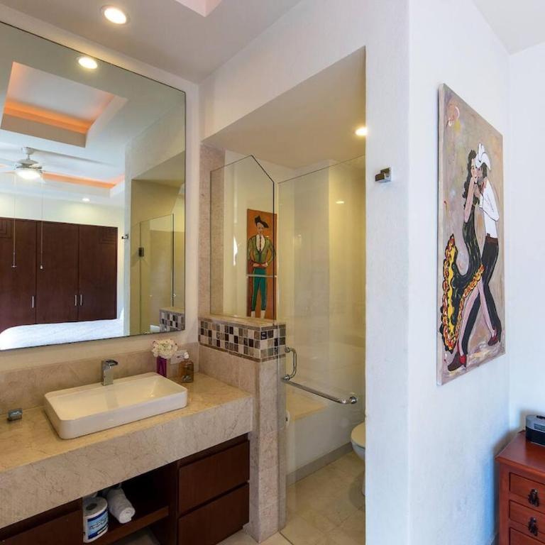 Luxury Condo in Romantic Zone, 2 Blocks from Beach - Apartamento de 1 dormitorio - 9
