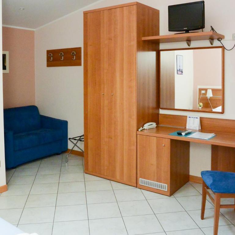 Albergo Meublè Abatjour - Camera Matrimoniale/Doppia con Letti Singoli - 2