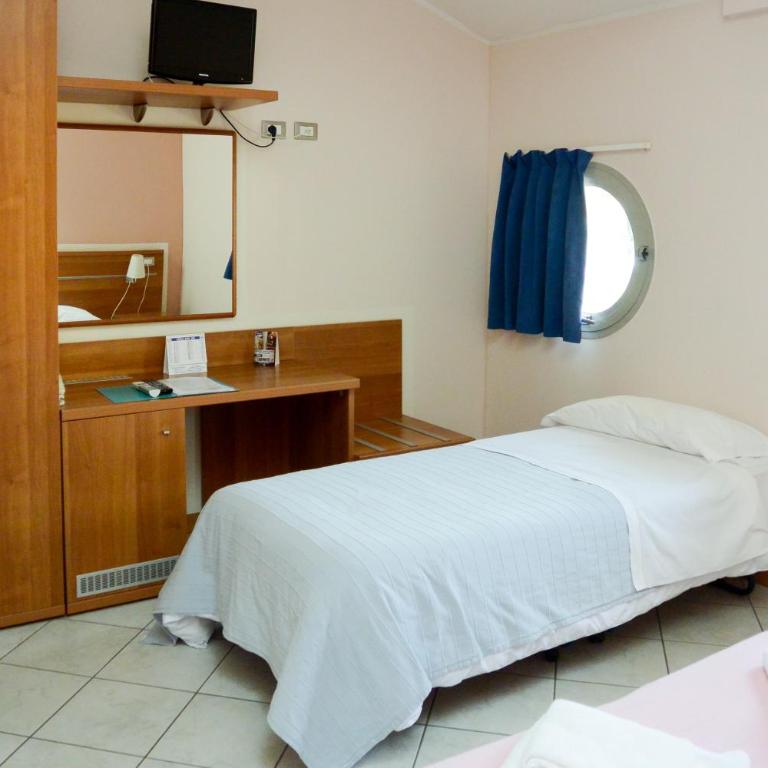 Albergo Meublè Abatjour - Camera Tripla - 1