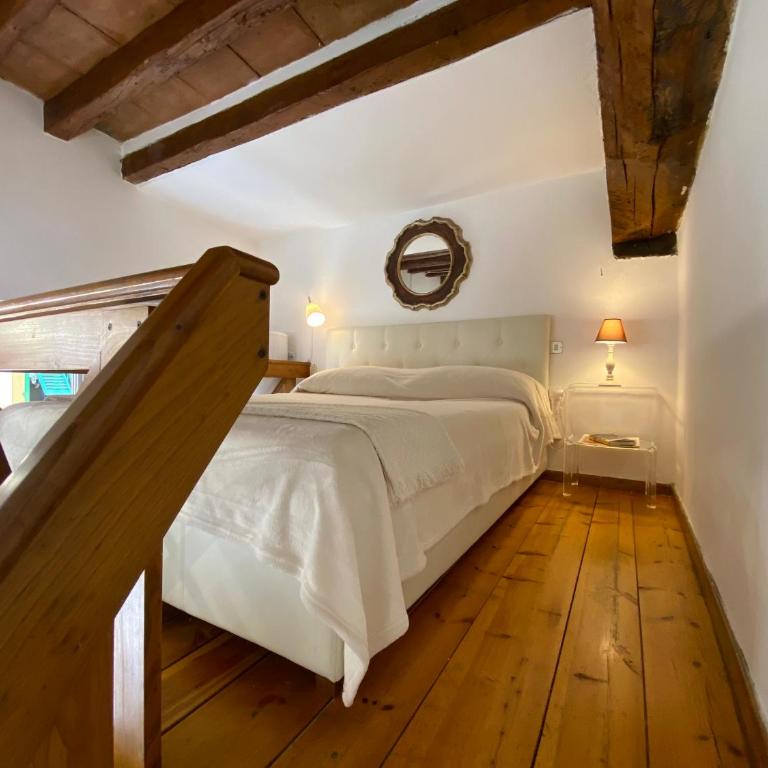 Acacia Firenze - Abaco - One-Bedroom Apartment - 2