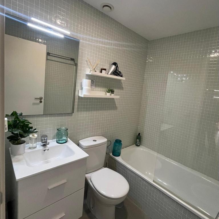 Stunning Chic Penthouse retreat in front of the beach - Apartamento de 2 dormitorios - 33