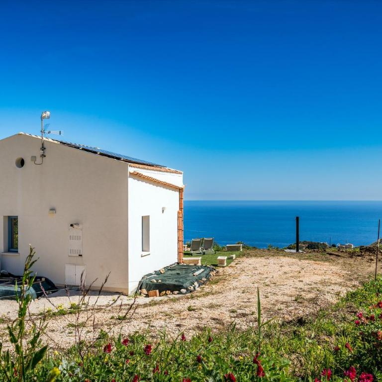 Villa Holidays in Torre Bennistra - Villa con 2 Camere da Letto - 12