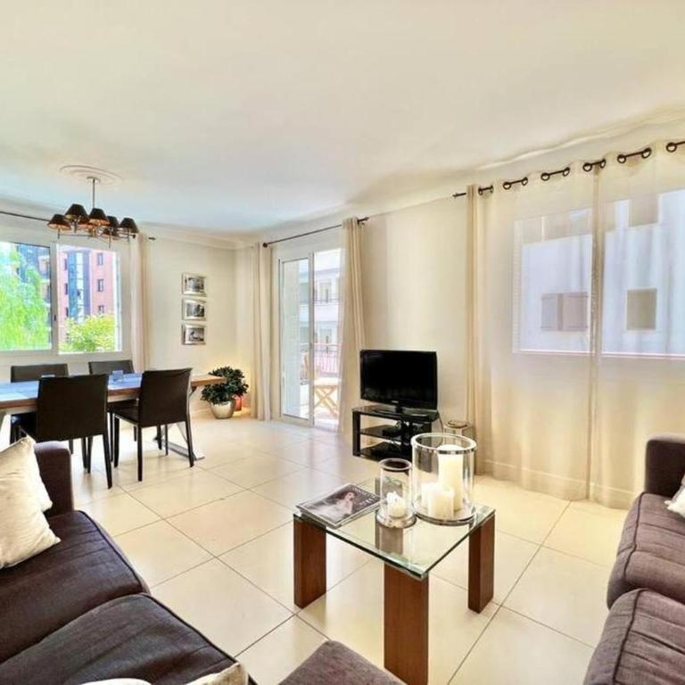 Appartement de deux chambres à coucher près de la Croisette à Cannes - Apartamento de 2 dormitorios - 7
