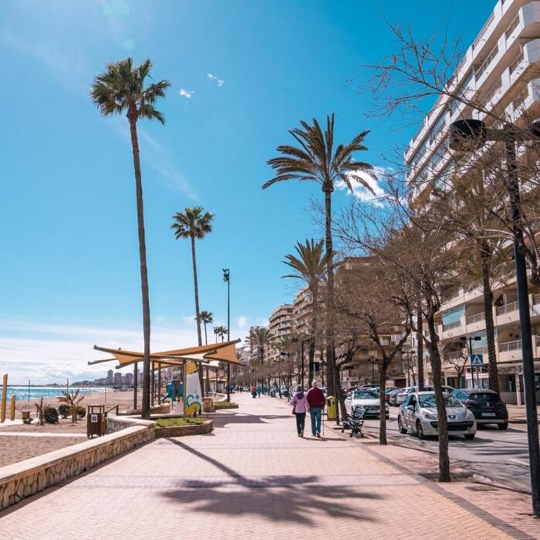 Luxury apartment with cinemaroom 600 mtr from the beach - Apartamento de 1 dormitorio - 11