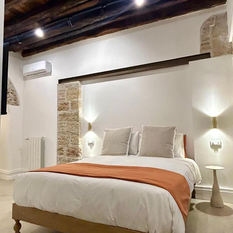Addimura rooms - Deluxe Double Room with Bath - 9