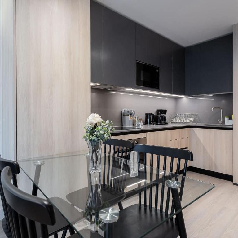 Impressive 2BR 2BA Parque Arauco mall - Apartamento - 17