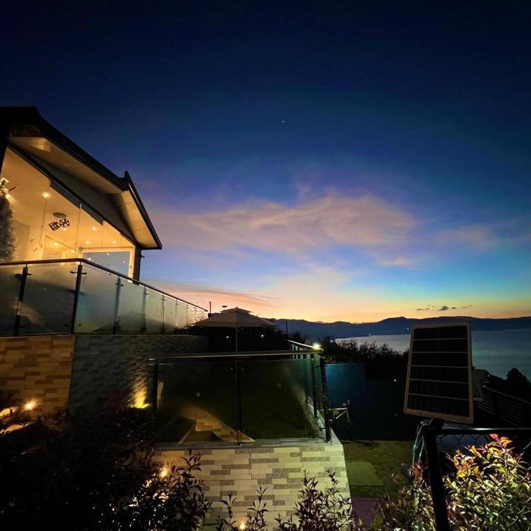Alpez Chalet - Two-Bedroom House - 4