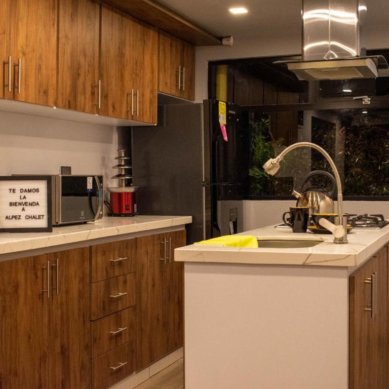 Alpez Chalet - Two-Bedroom House - 5