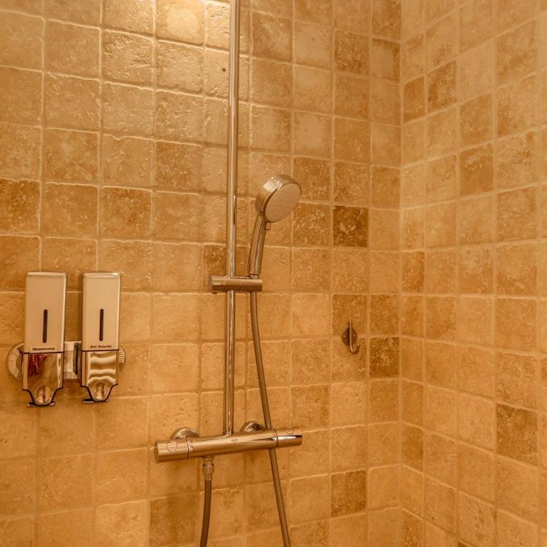 Les Chambres du Hameau , une Parenthèse Provençale - Suite Familiar Deluxe - 6