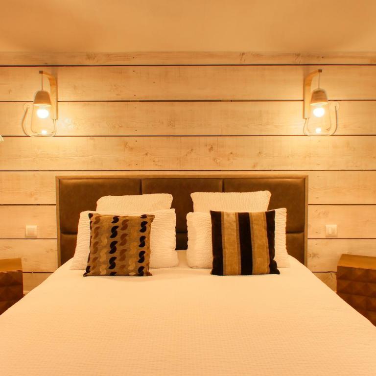Les Chambres du Hameau , une Parenthèse Provençale - Suite Familiar Deluxe - 9