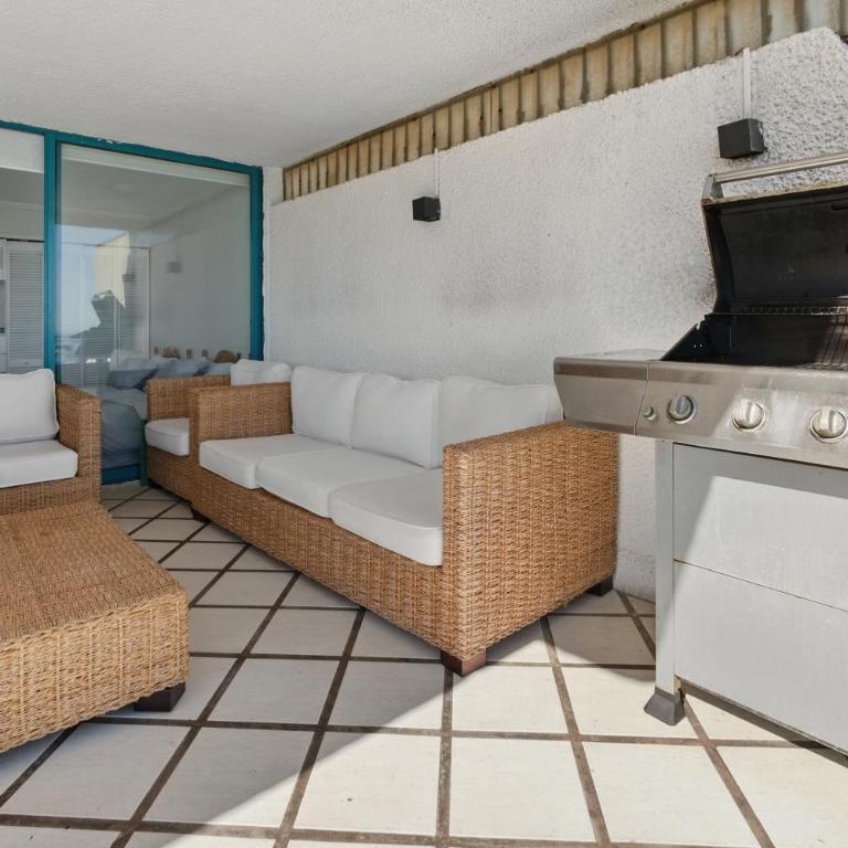 Amplia terraza en primera linea, Playa Amarilla - Apartamento - 7