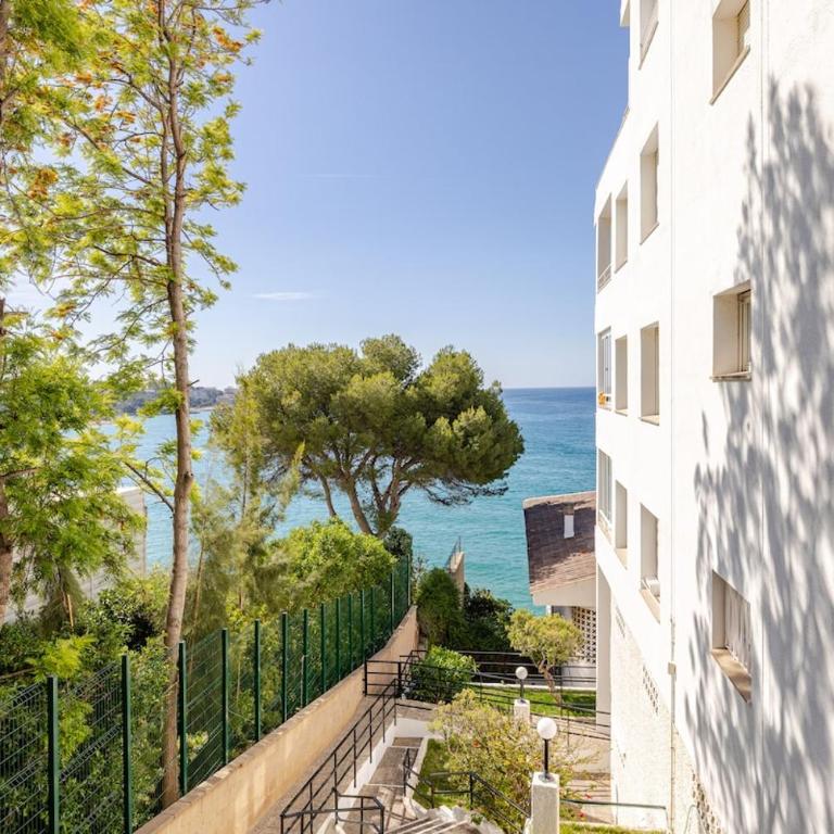 Apartmento en Primera línea de Mar, vistas al Mar y Piscina - Apartamento de 2 dormitorios - 4