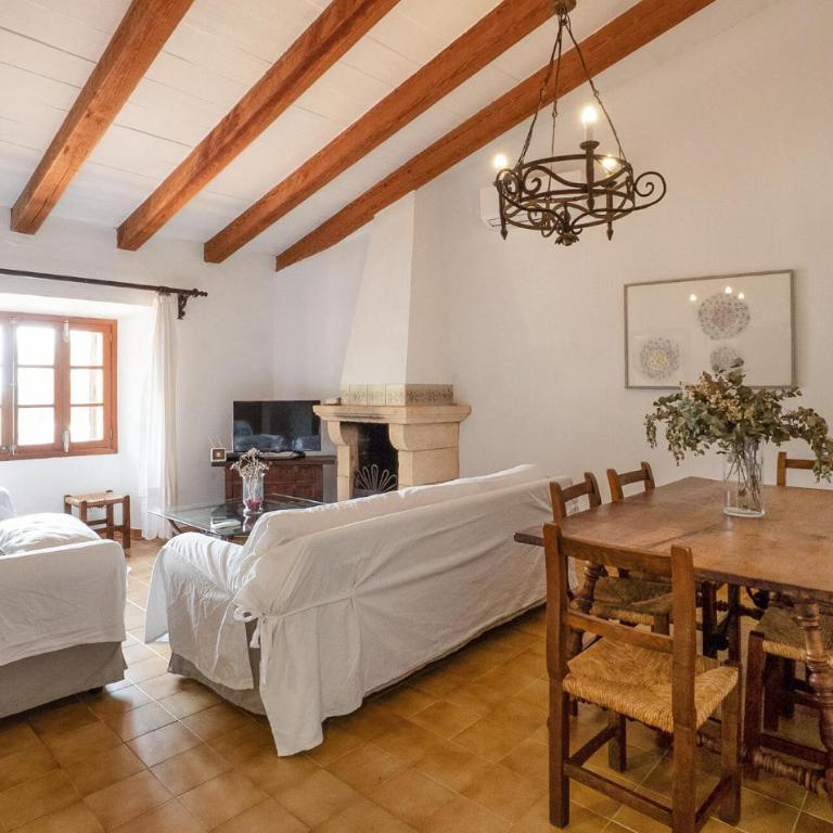 Colonya Petit - Casa Vacacional de 3 dormitorios - 2