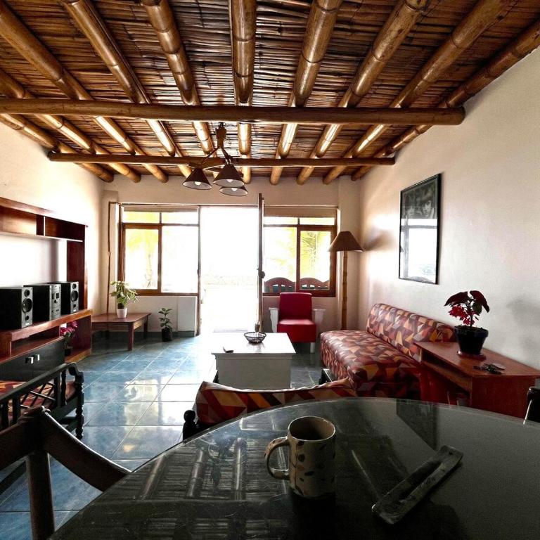 Playa El Silencio House Facing the Sea - One-Bedroom Apartment - 4