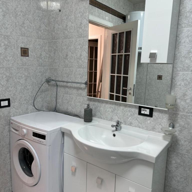 Sasha House - Appartamento con 3 Camere da Letto - 21