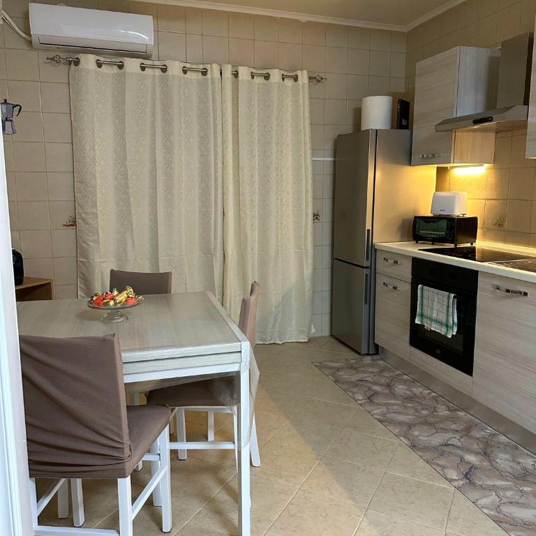 Sasha House - Appartamento con 3 Camere da Letto - 6