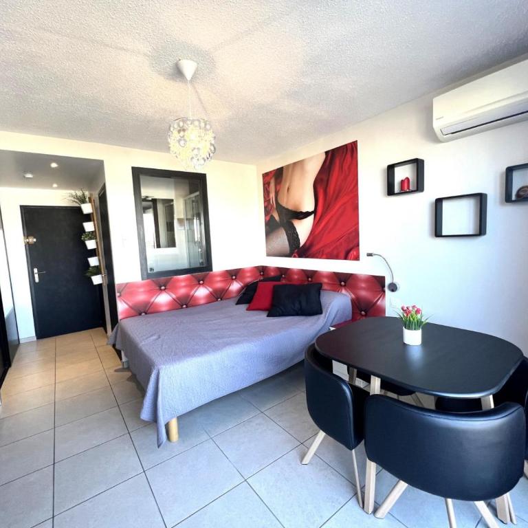 Studio 17C, HELIOPOLIS C au village naturiste - Studio mit Terrasse - 3
