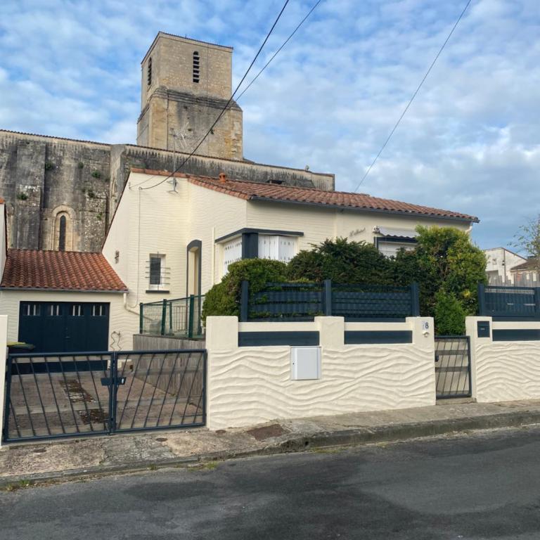 Loue maison quartier calme - Maison 2 Chambres - 1