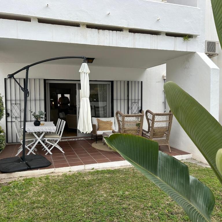 2 bedroom flat in Nueva Andalucia - Apartamento de 2 dormitorios - 2