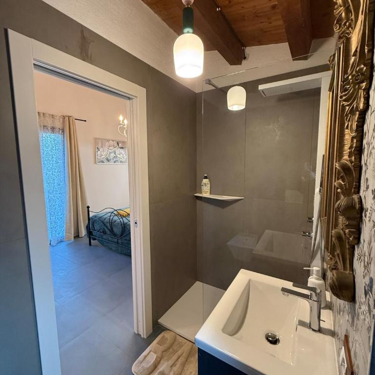 Cortile Cipriani - Appartamento Superior con 1 Camera da Letto e Balcone - 21