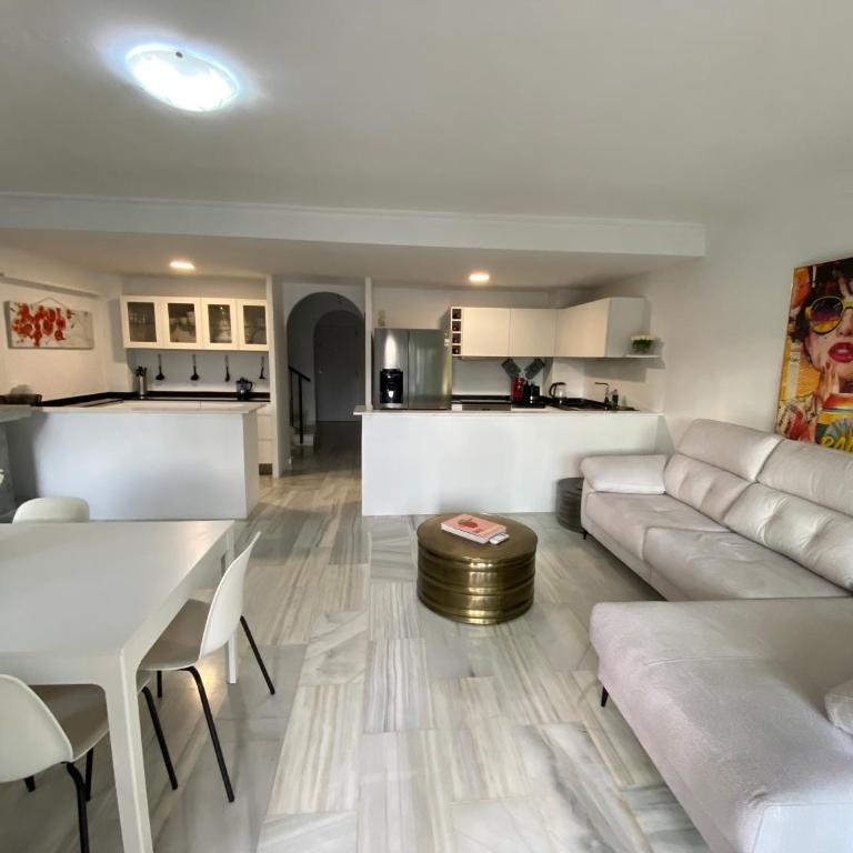 New renovated Marbella Mija House - Puerto Banus quiet and green oasis - Vacation Home - 5