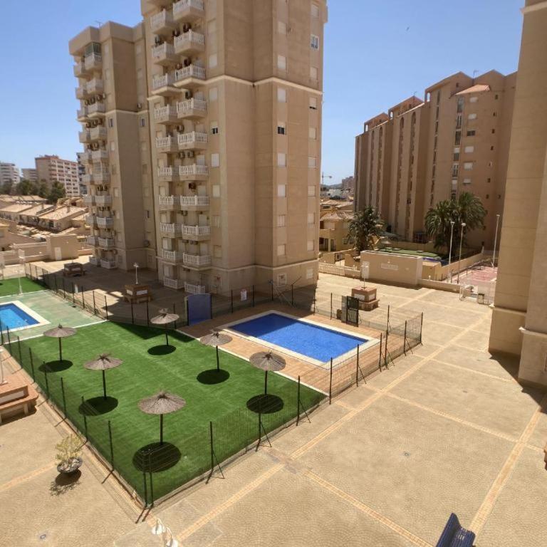 Playa Paraiso - Penthouse Apartment - Secure Free Parking and WiFi - Apartamento de 2 dormitorios - 14