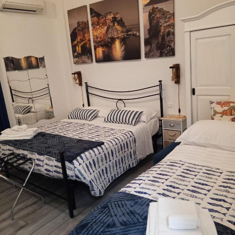 La Gemma delle 5 Terre - Triple Room with Private Bathroom - 1
