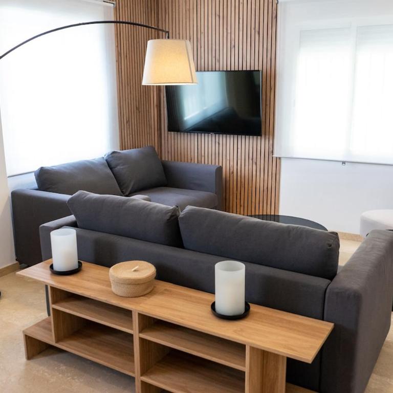 Villa with private swimming pool in Sevilla - Villa - 52