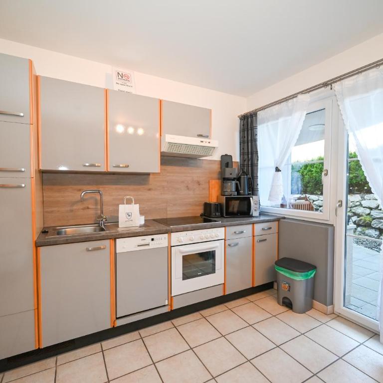 Panorama Apartments Bruck by All in One Apartments - Apartment mit Terrasse - 14