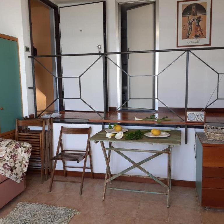 Cadorna Fronte Mare - Appartamento con 2 Camere da Letto - 27
