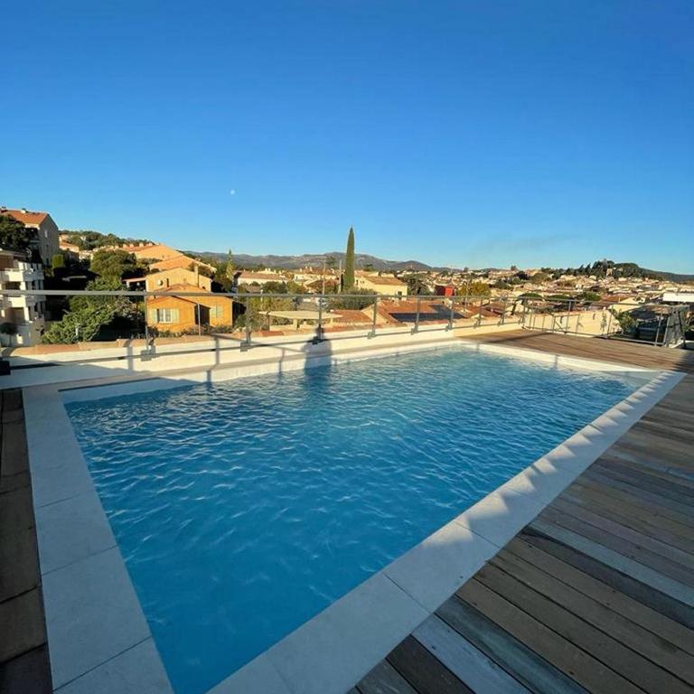 Appartement 2 chambres en rez de jardin avec piscine - Apartamento de 2 dormitorios - 1