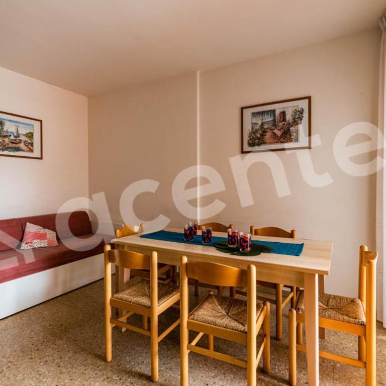 Condominio Aurora B - Appartamento con 2 Camere da Letto e Vista Mare - 7