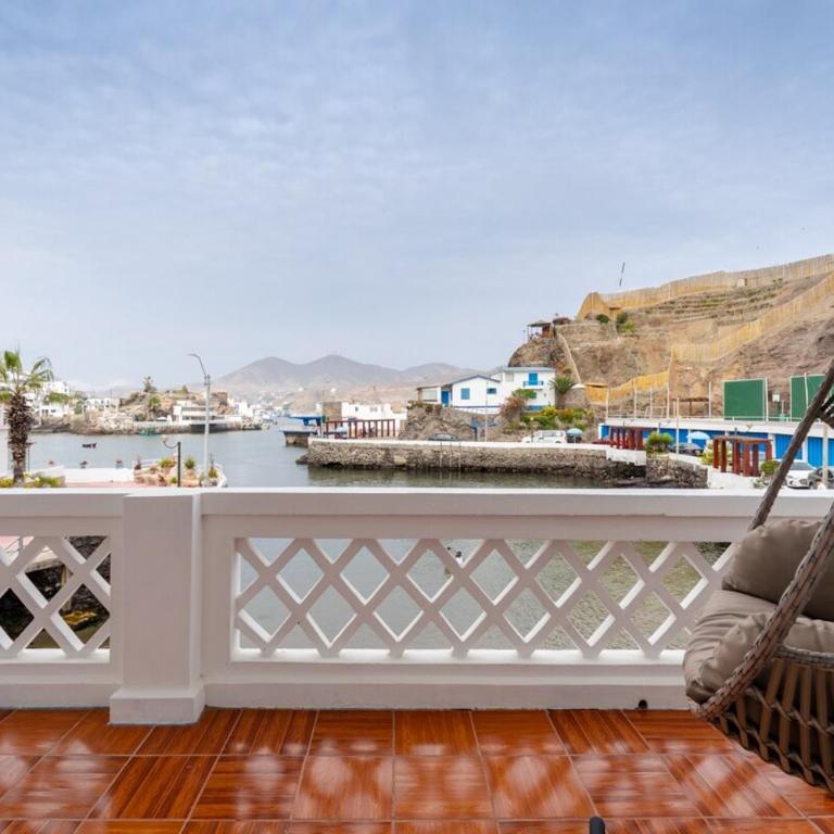 Wild Beach House 5BD - 4BR Beach BBQ WiFi - Six-Bedroom House - 29