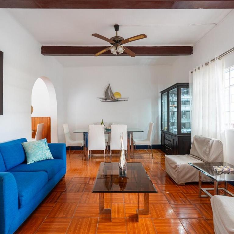 Wild Beach House 5BD - 4BR Beach BBQ WiFi - Six-Bedroom House - 42
