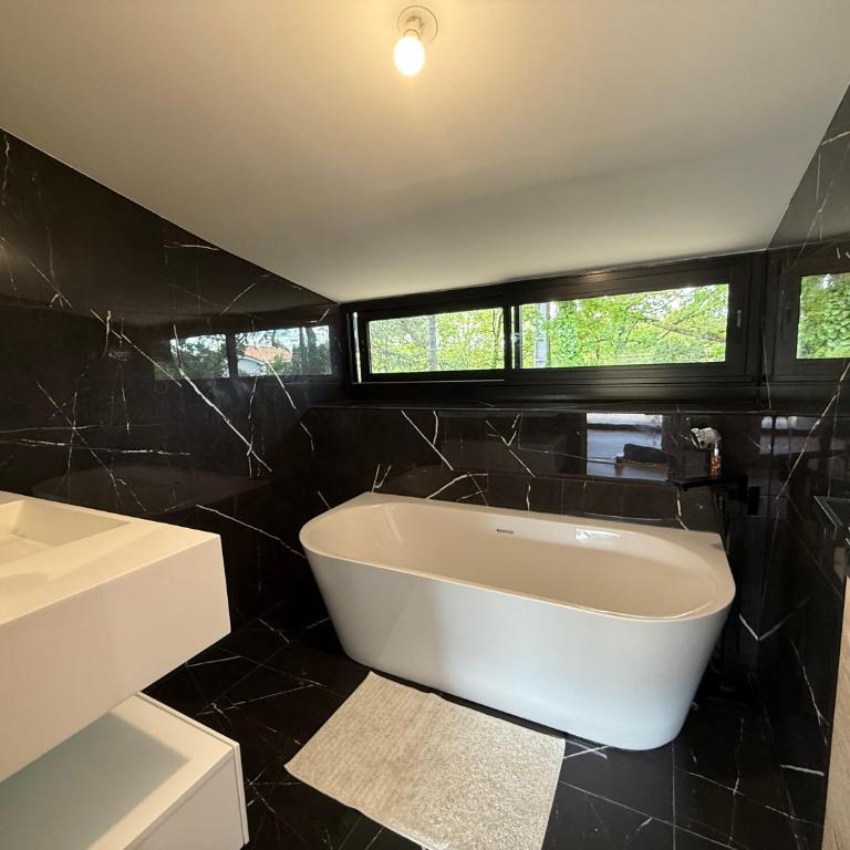 Villa avec piscine - Villa - 36