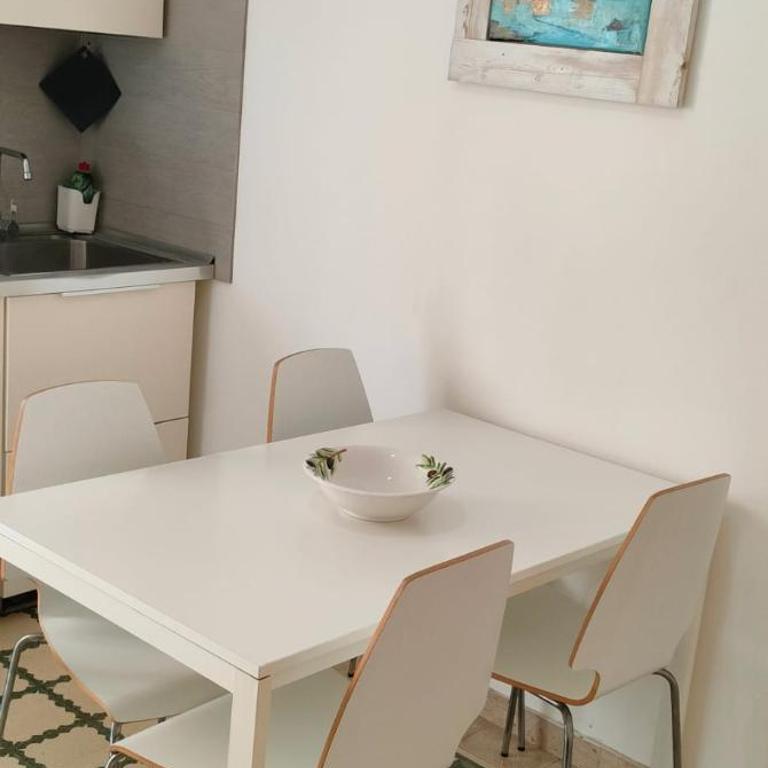 Casa Garibaldi - Appartamento con 1 Camera da Letto con Balcone e Vista Città - 9