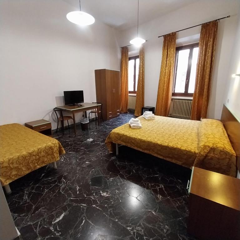 Hotel Montreal - Standard Triple Room - Separate Building - 4