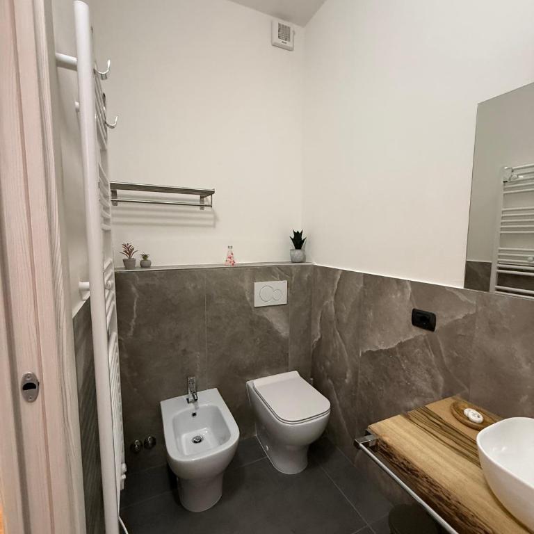 Rooms primo piano - Ampia Camera Matrimoniale - 6