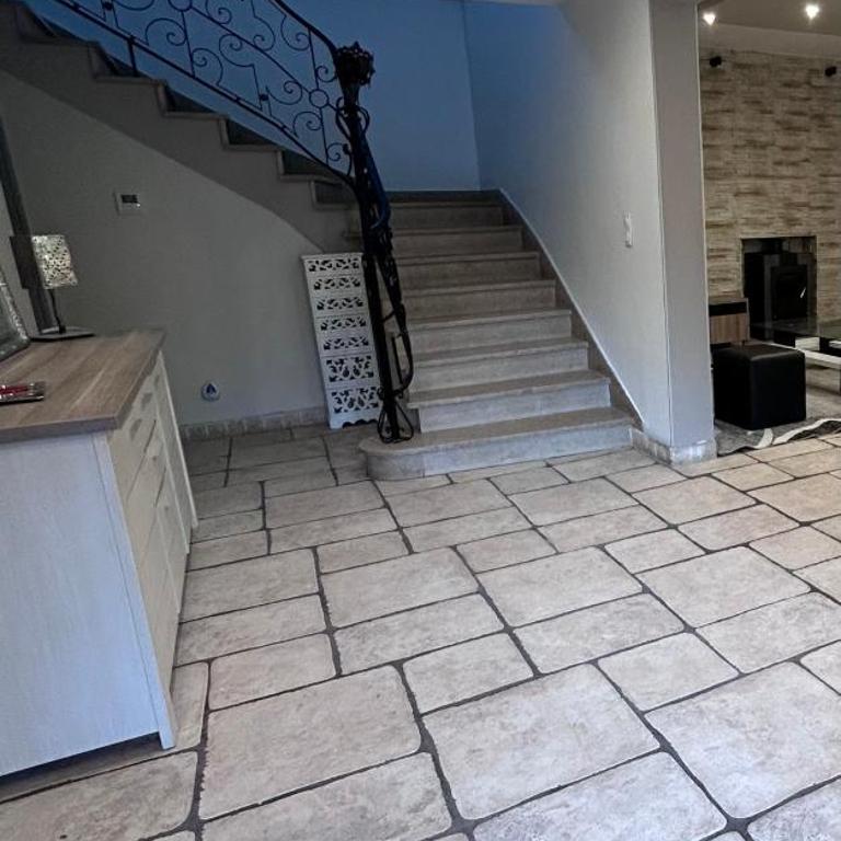Maison familiale à Nimes - Villa 3 Chambres - 3