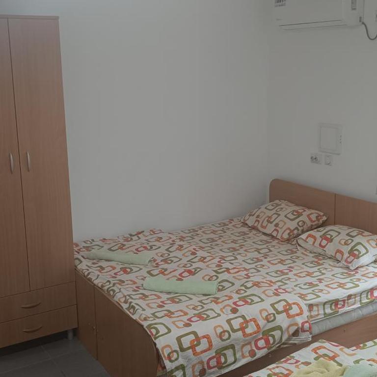 Studio Isakovic Centar - Klasična Trokrevetna Soba - 4