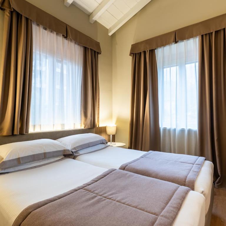 Hotel Centrale - Suite con 2 Camere da Letto - 2