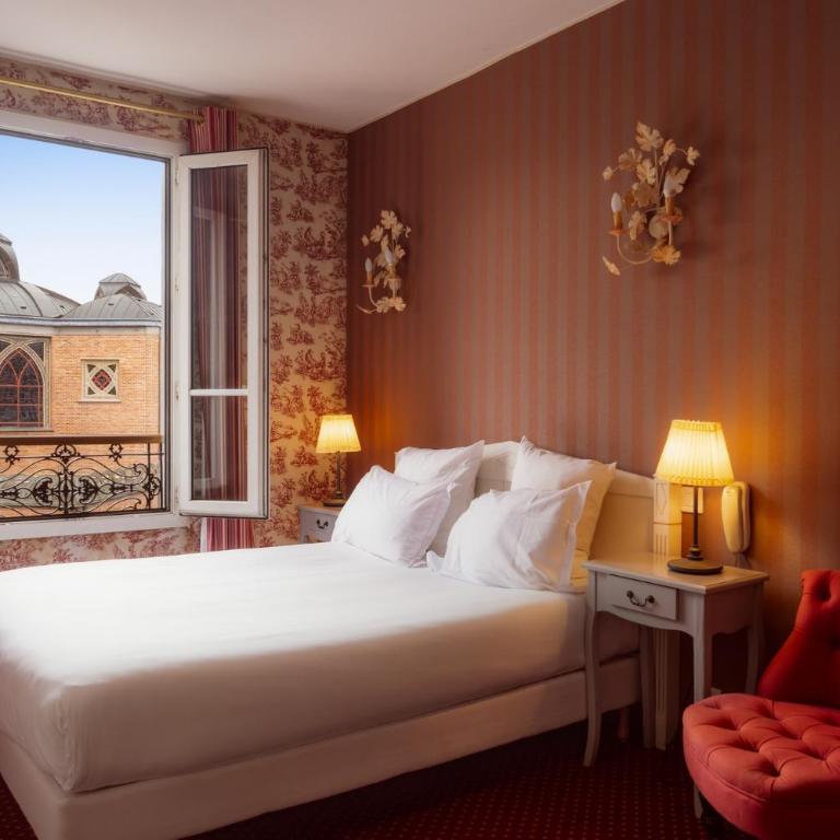Hôtel Regyn's Montmartre - Chambre Double ou Lits Jumeaux Deluxe - Vue Partielle sur Tour Eiffel ou Sacré-Cœur - 4