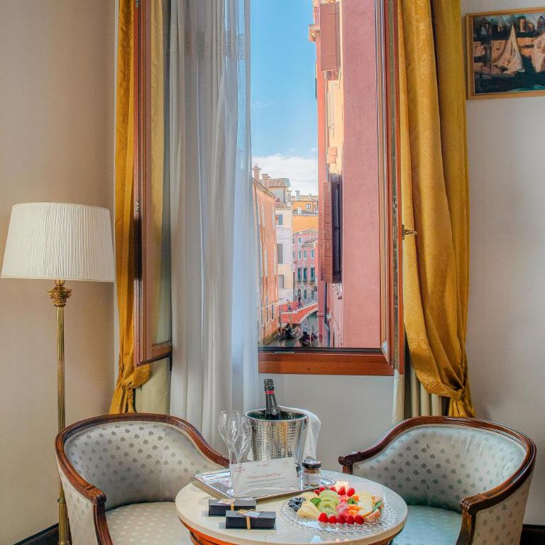 All’Angelo Art Hotel - Junior Suite Santomaso - 6