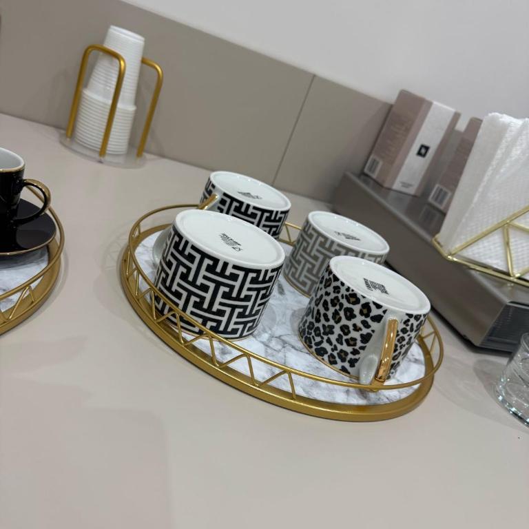 Bernini House Naples - Camera Quadrupla Luxury - 6