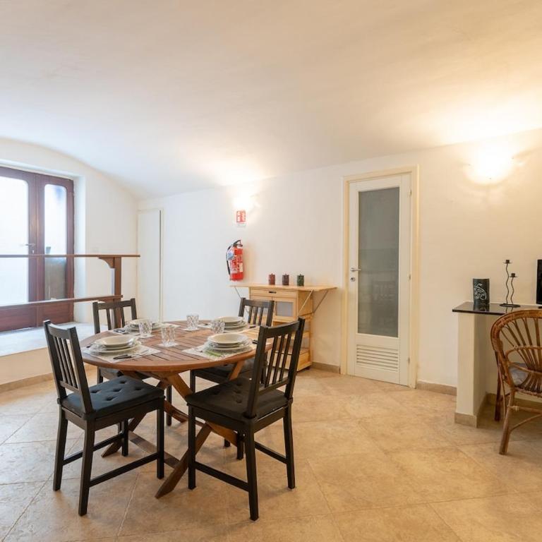 Centro Storico di Alghero - Dabaix Cavour - Family Studio - 11