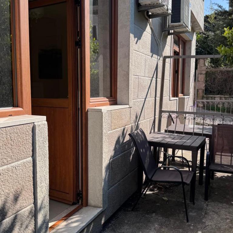 Bocche di Cattaro Studios - Studio with Garden View - 26
