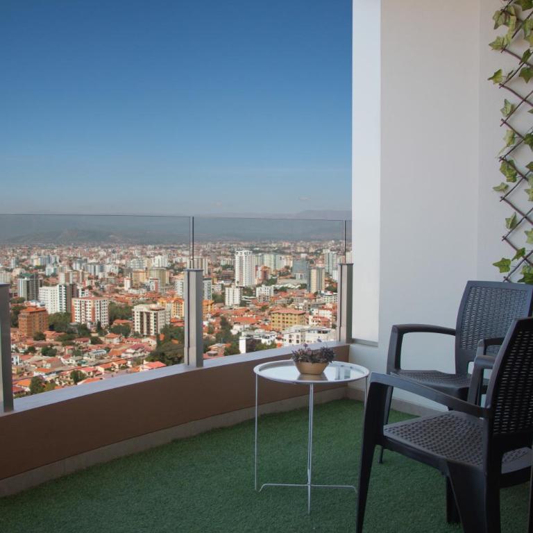 Vista panorámica de Cochabamba - Apartamento de 3 dormitorios - 1