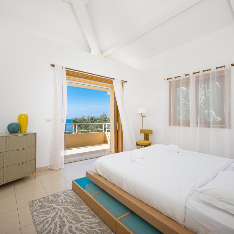 Magnifique Villa vue mer - Piscine - Parkings - DG - Villa - 17