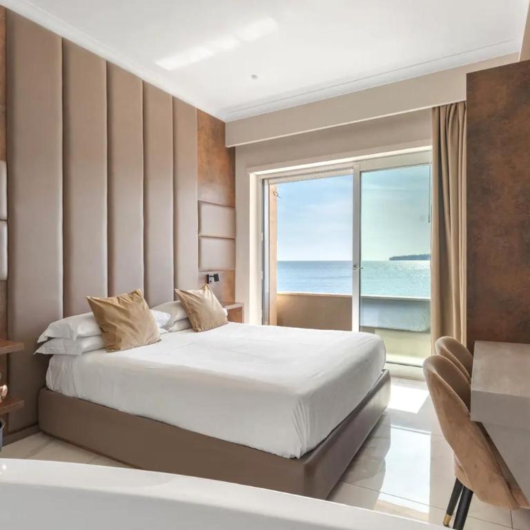 Imperatrice Suites - Camera Queen con Vista Mare - 1